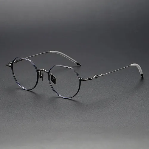 The titanium wire eyeglass frame The titanium wire eyeglass frame